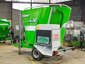 Измельчитель - раздатчик кормов (сена) Tatoma VN-10