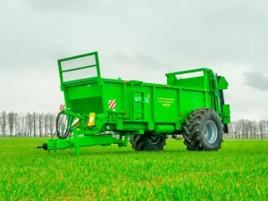 Разбрасыватель навоза МТУ-10 (10т)